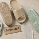Claquettes confortables : semelle antidérapante à mémoire de forme